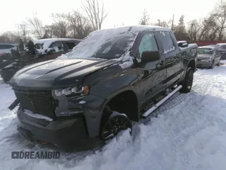 2020 Chevrolet Silverado 1500 LT Trail Boss with VIN 1GCPYFED9LZ147231, listed as a IAAI auction lot 41575194 with 90,371 mi miles. Bid and sale history available at carsss.com. Image 2.