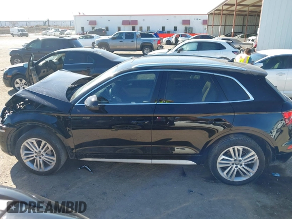 2018 Audi Q5 Premium Plus with VIN WA1BNAFY6J2008147, listed as a IAAI auction lot 41692642 with 113,475 mi miles. Bid and sale history available at carsss.com. Image 14.