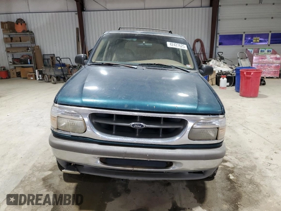 1995 Ford Explorer Eddie Bauer with VIN 1FMDU34X2SUB83715, listed as a Copart auction lot 42427625 with 331,768 mi miles and Salvage title. Bid and sale history available at DreamBid. Image 5.