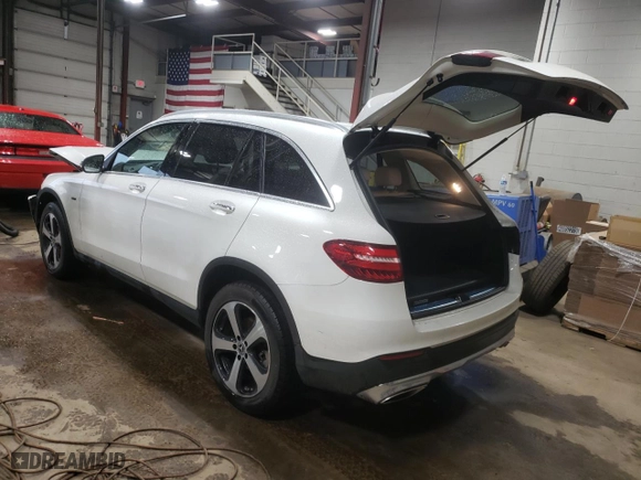 2019 Mercedes-Benz GLC with VIN WDC0G5EB4KF575392, listed as a Copart auction lot 49956705 with 36,397 mi miles and Salvage Title. Bid and sale history available at carsss.com. Image 2.