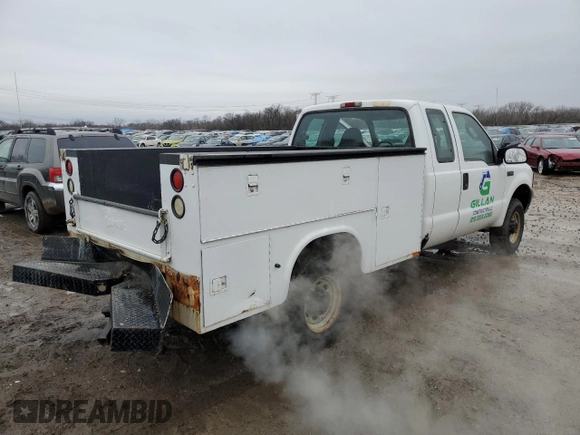 2004 Ford F-250 with VIN 1FDNX21L44ED76226, listed as a Copart auction lot 42002655 with 145,201 mi miles and Salvage title. Bid and sale history available at DreamBid. Image 3.