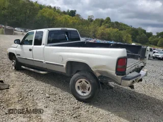 2001 Dodge Ram 2500 with VIN 1B7KF23771J220856, listed as a Copart auction lot 71387594 with 316,547 mi miles and Salvage Title. Bid and sale history available at carsss.com. Image 2.