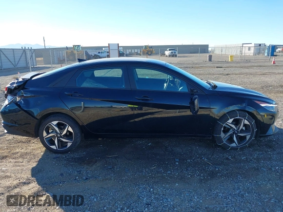 2023 Hyundai Elantra SEL z VIN KMHLS4AG8PU599223, wystawiony jako IAAI lot #41295731 z przebiegiem 13 255 mil mil oraz . Historia ofert i sprzedaży dostępna na DreamBid. Obrazek 13.