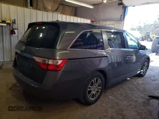 2013 Honda Odyssey EX-L with VIN 5FNRL5H65DB038237, listed as a Copart auction lot 52678845 with 173,027 mi miles and Salvage Title. Bid and sale history available at DreamBid. Image 3.