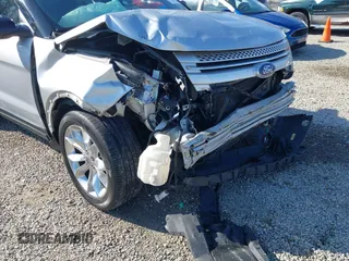 2011 Ford Explorer XLT with VIN 1FMHK8D85BGA21377, listed as a IAAI auction lot 41784792 with 192,114 mi miles and . Bid and sale history available at carsss.com. Image 18.