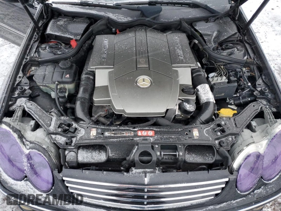 2005 Mercedes-Benz C 55 AMG z VIN WDBRF76J35F584816, wystawiony jako Copart lot #45890395 z przebiegiem 154 772 mil mil oraz Szkoda całkowita • Salvage title. Historia ofert i sprzedaży dostępna na DreamBid. Obrazek 12.