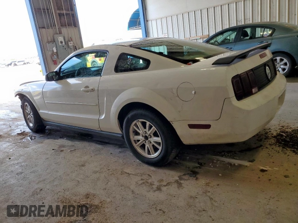 2006 Ford Mustang Standard with VIN 1ZVFT80N965159930, listed as a Copart auction lot 58993635 with 157,415 mi miles and Salvage title. Bid and sale history available at DreamBid. Image 2.