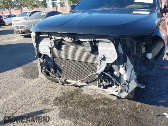 2018 Dodge Durango GT with VIN 1C4RDHDGXJC213166, listed as a IAAI auction lot 40929343 with Not provided miles and . Bid and sale history available at DreamBid. Image 6.