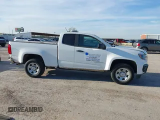 2022 Chevrolet Colorado 2WD Work Truck z VIN 1GCHSBEN6N1259669, wystawiony jako IAAI lot #41213811 z przebiegiem 49 353 mil mil oraz . Historia ofert i sprzedaży dostępna na DreamBid. Obrazek 13.