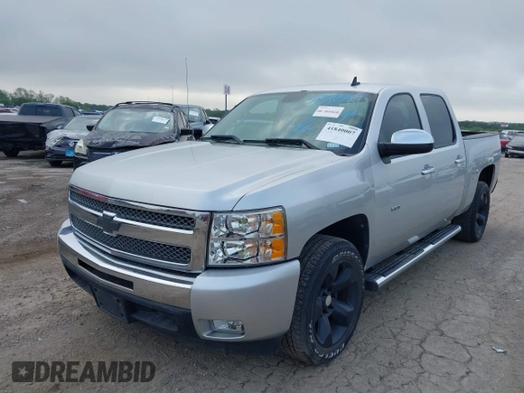 2011 Chevrolet Silverado 1500 LT with VIN 3GCPCSE06BG266809, listed as a IAAI auction lot 41840007 with 179,189 mi miles and . Bid and sale history available at DreamBid. Image 17.