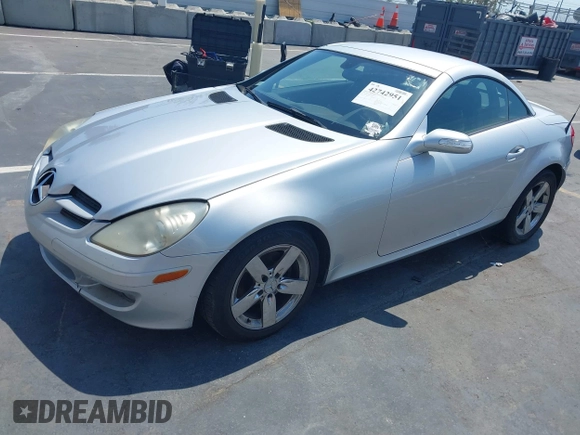 2006 Mercedes-Benz SLK 280 with VIN WDBWK54F86F076229, listed as a IAAI auction lot 42742951 with 115,862 mi miles and . Bid and sale history available at DreamBid. Image 2.