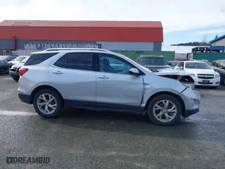 2020 Chevrolet Equinox LT with VIN 3GNAXVEX6LS590812, listed as a IAAI auction lot 41831301 with 77,831 mi miles. Bid and sale history available at carsss.com. Image 13.