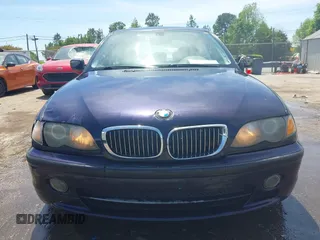 2005 BMW 3 Series 330i с VIN WBAEV53445KM40931, выставлен на аукционе IAAI как лот 42061235 с пробегом 298 421 миль миль и . История ставок и продаж доступна на DreamBid. Изображение 12.
