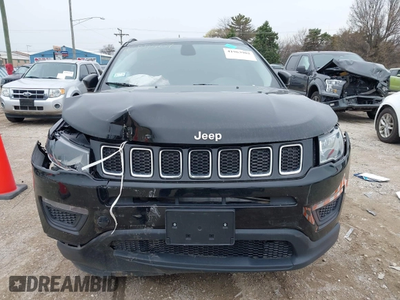 2018 Jeep Compass Sport with VIN 3C4NJCAB4JT469519, listed as a IAAI auction lot 41963902 with 80,093 mi miles. Bid and sale history available at carsss.com. Image 12.