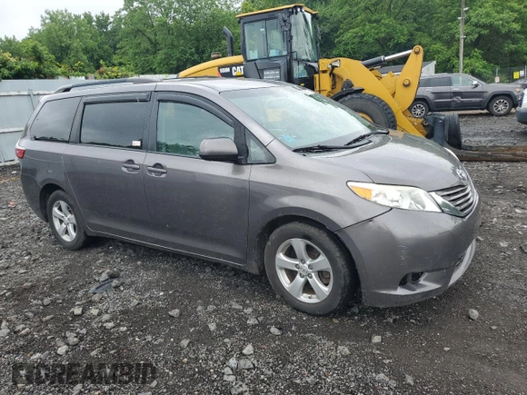 2016 Toyota Sienna LE AAS с VIN 5TDKK3DCXGS701628, выставлен на аукционе Copart как лот 60651765 с пробегом 93 224 миль миль и Чистый • Clean title. История ставок и продаж доступна на DreamBid. Изображение 4.