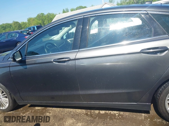 2015 Ford Fusion SE with VIN 3FA6P0HD2FR261223, listed as a IAAI auction lot 42109893 with 74,965 mi miles. Bid and sale history available at carsss.com. Image 14.