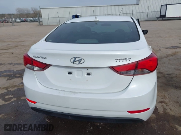2015 Hyundai Elantra SE с VIN 5NPDH4AE4FH591540, выставлен на аукционе IAAI как лот 41822435 с пробегом 83 083 миль миль и . История ставок и продаж доступна на DreamBid. Изображение 17.