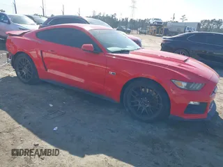 2015 Ford Mustang GT z VIN 1FA6P8CF7F5339845, wystawiony jako IAAI lot #41784148 z przebiegiem 43 894 mil mil oraz . Historia ofert i sprzedaży dostępna na DreamBid. Obrazek 1.