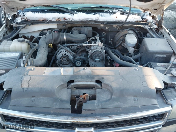 2006 Chevrolet Silverado 1500 Work Truck with VIN 3GCEC14XX6G152530, listed as a IAAI auction lot 41278198 with 261,282 mi miles. Bid and sale history available at carsss.com. Image 10.