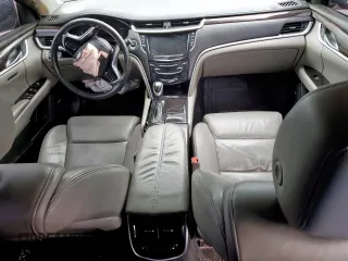 2017 Cadillac XTS Luxury with VIN 2G61M5S33H9152551, listed as a Copart auction lot 55010725 with 160,506 mi miles and Salvage title. Bid and sale history available at DreamBid. Image 8.