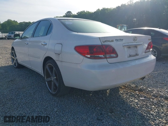 2005 Lexus ES 330 with VIN JTHBA30G755139765, listed as a IAAI auction lot 42075614 with 172,647 mi miles. Bid and sale history available at carsss.com. Image 3.