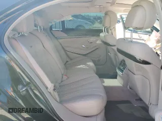 2020 Mercedes-Benz S 63 AMG z VIN WDDUG8JB6LA527136, wystawiony jako Copart lot #79219424 z przebiegiem Nie podano mil oraz Szkoda całkowita • Salvage title. Historia ofert i sprzedaży dostępna na DreamBid. Obrazek 10.