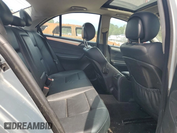2006 Mercedes-Benz C 230 Sport с VIN WDBRF52HX6A836468, выставлен на аукционе Copart как лот 64101725 с пробегом 175 921 миль миль и Списание • Salvage title. История ставок и продаж доступна на DreamBid. Изображение 10.