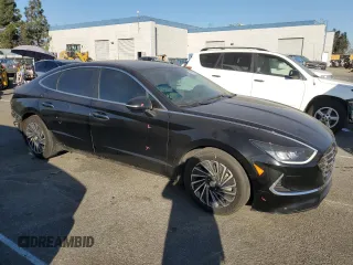 2020 Hyundai Sonata Hybrid Ultimate with VIN KMHL34JJXLA012105, listed as a Copart auction lot 76927134 with 66,897 mi miles and Salvage Title. Bid and sale history available at carsss.com. Image 4.