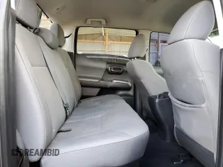 2018 Toyota Tacoma SR5 с VIN 5TFAZ5CN6JX061246, выставлен на аукционе Copart как лот 57845055 с пробегом 62 382 миль миль и Чистый • Clean title. История ставок и продаж доступна на DreamBid. Изображение 10.