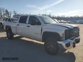 2017 GMC Sierra 2500HD with VIN 1GT12REG0HF140552, listed as a Copart auction lot 86567734 with 210,070 mi miles and Salvage Title. Bid and sale history available at carsss.com. Image 4.
