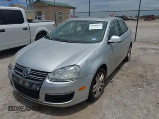 2007 Volkswagen Jetta Wolfsburg Edition with VIN 3VWEF71K87M196027, listed as a IAAI auction lot 42804650 with 205,019 mi miles and . Bid and sale history available at DreamBid. Image 2.
