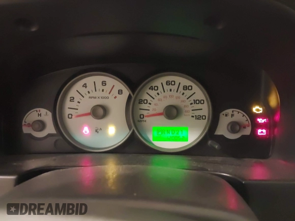 2006 Ford Escape XLT with VIN 1FMYU03Z46KD45641, listed as a IAAI auction lot 41395071 with 120,052 mi miles. Bid and sale history available at carsss.com. Image 7.