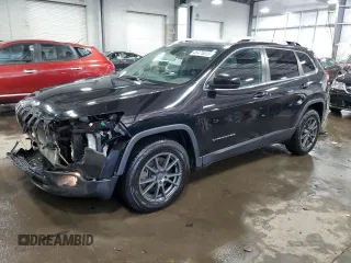 2018 Jeep Cherokee Latitude z VIN 1C4PJMCXXJD532040, wystawiony jako Copart lot #46475515 z przebiegiem 103 811 mil mil oraz Szkoda całkowita • Salvage title. Historia ofert i sprzedaży dostępna na DreamBid. Obrazek 1.