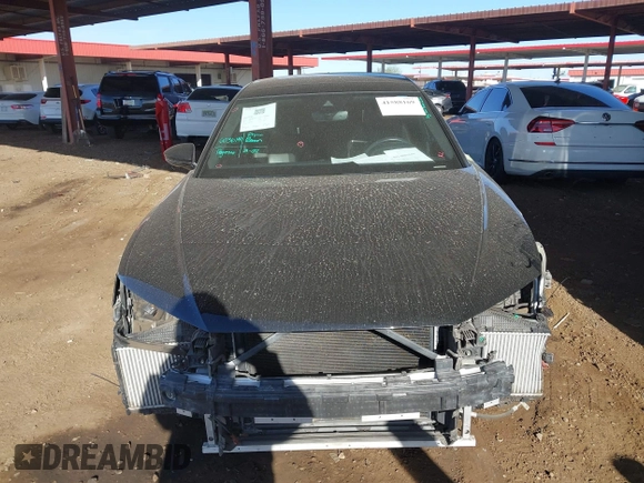 2019 Audi A8 L with VIN WAU8DAF83KN002810, listed as a IAAI auction lot 41588169 with 64,323 mi miles. Bid and sale history available at carsss.com. Image 13.