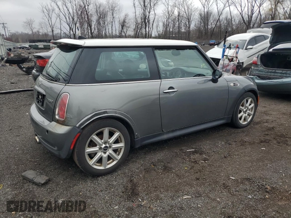 2005 MINI Hardtop S с VIN WMWRE33465TD90908, выставлен на аукционе Copart как лот 50671585 с пробегом Не указан миль и Списание • Salvage title. История ставок и продаж доступна на DreamBid. Изображение 3.