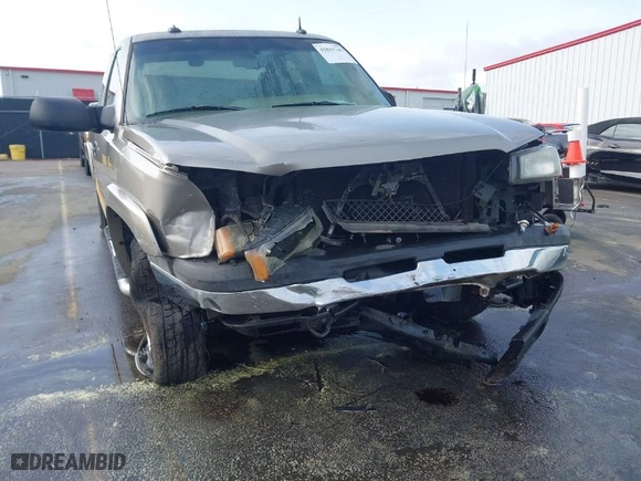 2003 Chevrolet Silverado 1500 LS with VIN 1GCEK19T03E241504, listed as a IAAI auction lot 41841769 with 267,460 mi miles. Bid and sale history available at carsss.com. Image 6.