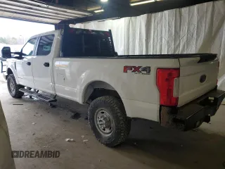 2018 Ford F-350 XL with VIN 1FT8W3BT0JEB42248, listed as a Copart auction lot 53559195 with 109,134 mi miles and Clean Title. Bid and sale history available at DreamBid. Image 2.