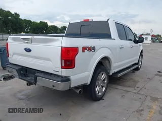 2018 Ford F-150 XL z VIN 1FTEW1EG1JKC32919, wystawiony jako IAAI lot #42486820 z przebiegiem 166 382 mil mil oraz . Historia ofert i sprzedaży dostępna na DreamBid. Obrazek 4.