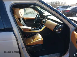 2021 Land Rover Range Rover Sport HSE Dynamic with VIN SALWR2SE4MA768271, listed as a IAAI auction lot 41560389 with 43,463 mi miles. Bid and sale history available at carsss.com. Image 5.