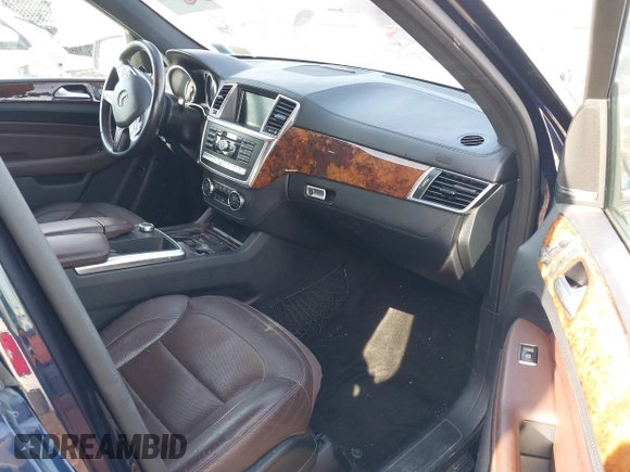 2015 Mercedes-Benz M 400 with VIN 4JGDA5GB8FA560446, listed as a IAAI auction lot 41783953 with 144,633 mi miles and . Bid and sale history available at DreamBid. Image 5.