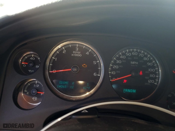 2014 Chevrolet Suburban LT with VIN 1GNSKJE73ER246291, listed as a Copart auction lot 74231304 with 140,688 mi miles and Salvage Title. Bid and sale history available at carsss.com. Image 18.