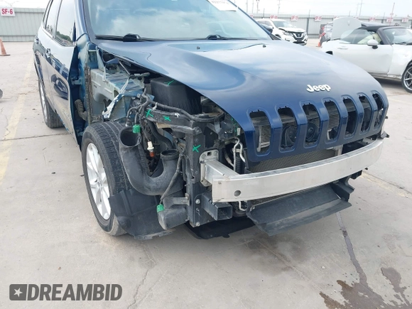 2018 Jeep Cherokee Latitude Plus with VIN 1C4PJLLX4JD557204, listed as a IAAI auction lot 42277974 with 122,096 mi miles and . Bid and sale history available at DreamBid. Image 6.