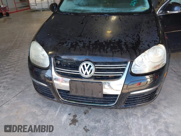 2008 Volkswagen Jetta SE with VIN 3VWRM71K08M115501, listed as a IAAI auction lot 42380706 with 212,471 mi miles and . Bid and sale history available at DreamBid. Image 6.
