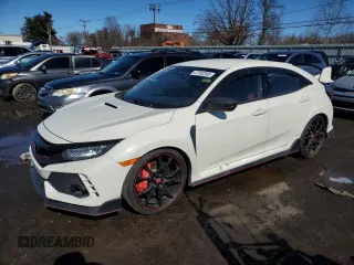 2018 Honda Civic Type R Touring z VIN SHHFK8G74JU203674, wystawiony jako Copart lot #47393305 z przebiegiem 98 859 mil mil oraz Nie do naprawy. Historia ofert i sprzedaży dostępna na DreamBid. Obrazek 1.