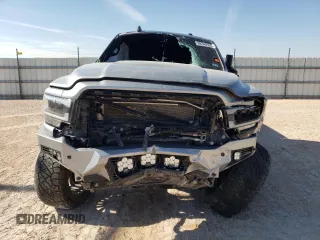 2022 Ram 2500 Big Horn z VIN 3C6UR5ML6NG342037, wystawiony jako Copart lot #88340935 z przebiegiem 45 208 mil mil oraz Szkoda całkowita • Salvage title. Historia ofert i sprzedaży dostępna na DreamBid. Obrazek 5.