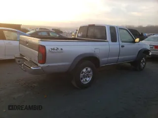 2000 Nissan Frontier XE with VIN 1N6ED26T8YC349616, listed as a Copart auction lot 85468524 with 207,578 mi miles and Salvage title. Bid and sale history available at DreamBid. Image 3.