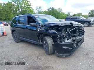 2025 Honda Pilot TrailSport z VIN 5FNYG1H64SB022665, wystawiony jako IAAI lot #42289000 z przebiegiem 9 421 mil mil oraz . Historia ofert i sprzedaży dostępna na DreamBid. Obrazek 1.