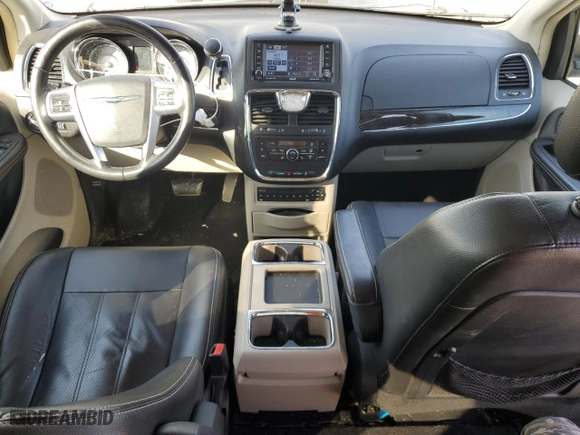 2011 Chrysler Town & Country Touring-L with VIN 2A4RR8DG2BR633444, listed as a Copart auction lot 48819895 with 131,304 mi miles and Clean Title. Bid and sale history available at carsss.com. Image 8.
