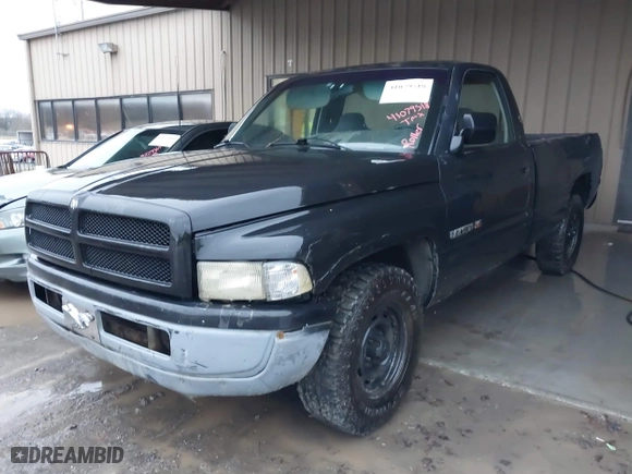 1996 Dodge Ram 1500 Work Special with VIN 1B7HC16X5TS698036, listed as a IAAI auction lot 41079518 with 220,948 mi miles. Bid and sale history available at carsss.com. Image 2.