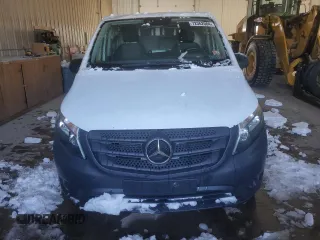 2018 Mercedes-Benz Metris Cargo with VIN WD3PG3EA1J3492898, listed as a Copart auction lot 72362084 with 130,100 mi miles and Clean Title. Bid and sale history available at carsss.com. Image 5.
